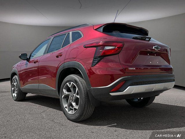 2025 Chevrolet Trax LT | Apple Carplay | Heated Seats | Parking in Cars & Trucks in Saskatoon - Image 4