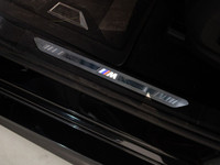 This beautiful 2023 BMW X6 M-Sport is a local Ontario vehicle with a clean Carfax and remaining manu... (image 8)