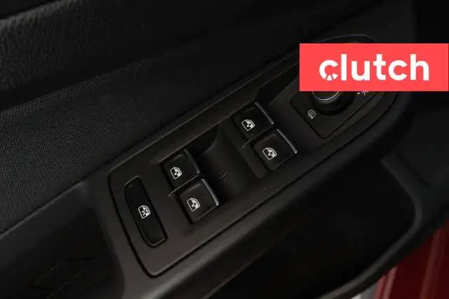 2022 Volkswagen Golf GTI Autobahn w/ Sunroof, Nav, Rear view Cam in Cars & Trucks in Bedford - Image 25