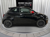 NAVIGATION SYSTEM, AUTOMATIC TEMPERATURE CONTROL, ALLOY WHEELS, SPORT STEERING WHEEL, REAR WINDOW WI... (image 7)