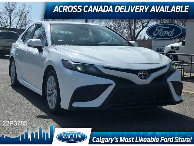 2022 Toyota Camry SE in Cars & Trucks in Calgary