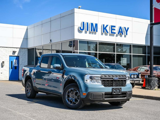 2022 Ford Maverick XLT in Cars & Trucks in Ottawa