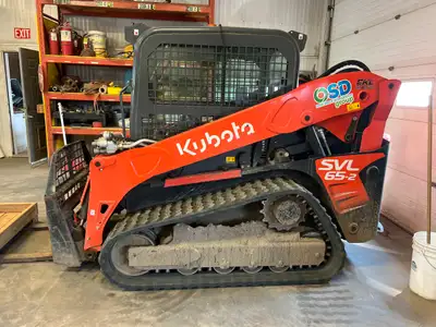Available** 2022 Kubota SVL 65-2 Skid Steer LOW HOURS * 528hr 65 HP , 2 Speed Air conditioning Stere...