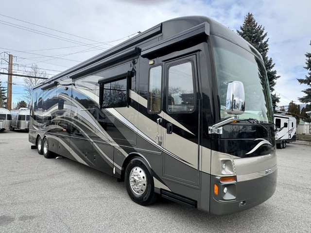 2012 Mountain Aire 4344 in RVs & Motorhomes in Penticton