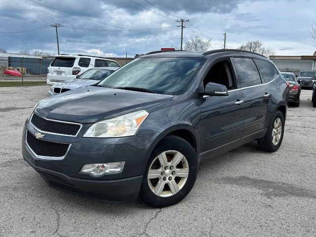 2010 CHEVROLET TRAVERSE LT | AWD | AS TRADED in Cars & Trucks in Barrie - Image 2