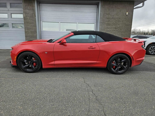  2024 CHEVROLET CABRIOLET SS CAMARO 2SS CONVERTIBLE, COMME NEUVE in Cars & Trucks in Shawinigan - Image 2