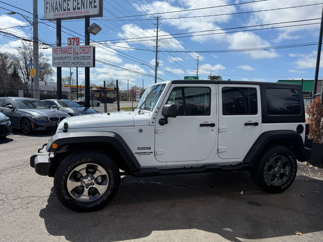 2017 Jeep Wrangler Unlimited Sport, 4X4, Removable Top, Running  in Cars & Trucks in Mississauga / Peel Region - Image 4