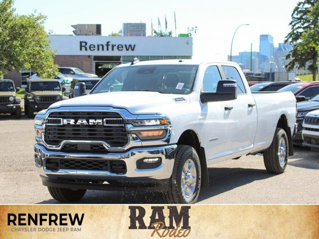 2025 Ram 3500 Big Horn 4x4, Long Box, 6.4L HEMI V8, Remote Start in Cars & Trucks in Calgary