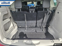 Look at this certified 2023 Chrysler Pacifica Touring L AWD | Leather | Power Sliding Doors + Hatch... (image 9)