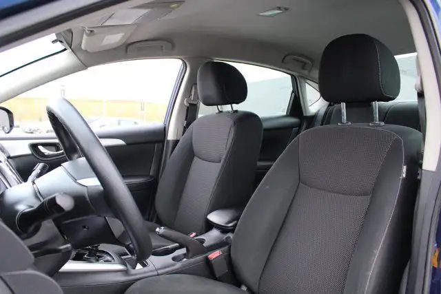2019 Nissan Sentra in Cars & Trucks in Calgary - Image 14