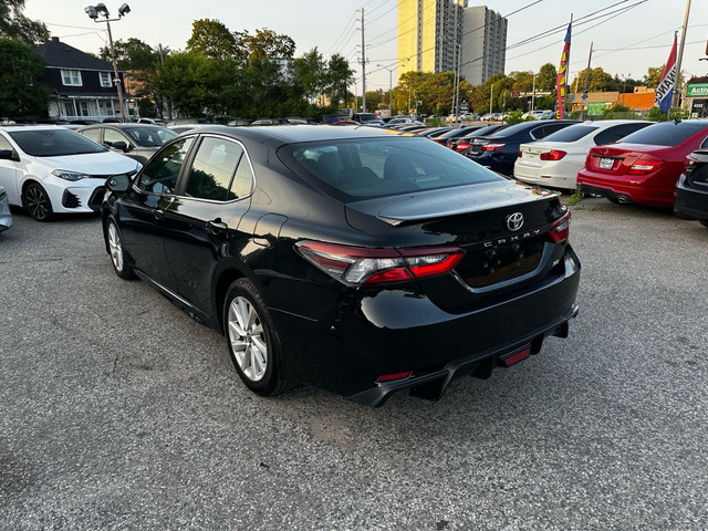 2022 Toyota Camry SE | Leather | AppleCarplay in Cars & Trucks in City of Toronto - Image 4
