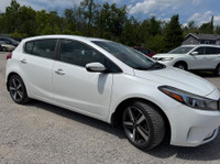 2018 KIA FORTE5 EX PKG NO ACCIDENTS SUPER CLEAN LEATHER SUNROOF HEATED SEATS REV CAM CERTIFICATION I... (image 6)