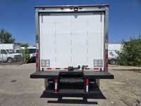2018 Hino 195 - 18Ft Box x 96 Wide x 86 High. ONLY 175,000km. FULL SERVICE LONG TERM LEASE/RENTAL RE... (image 6)