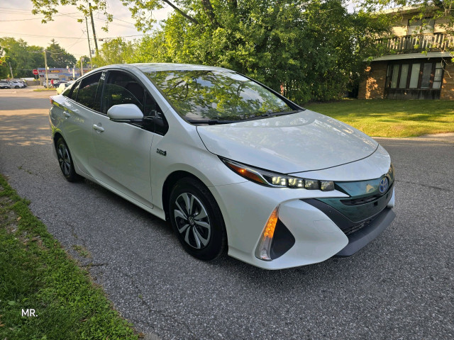 2019 Toyota Prius Prime Auto Leather Heated Seats in Cars & Trucks in City of Toronto - Image 4