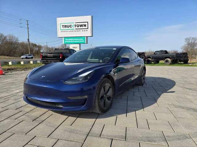 2022 Tesla Model 3 in Cars & Trucks in Ottawa
