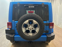 2016 Jeep Wrangler Unlimited Sahara UNLIMITED SAHARA | HEATED LEATHER SEATS | MAX TOW Hydro Blue Pea... (image 5)