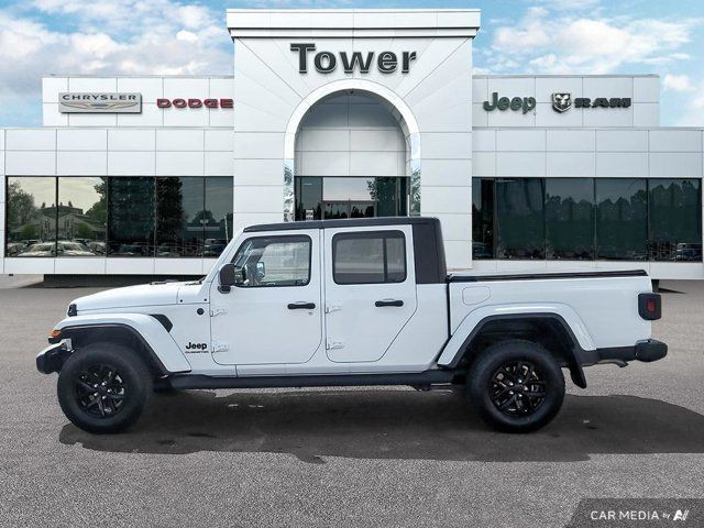 2022 Jeep Gladiator Sport S | Cold Weather Group | Technology in Cars & Trucks in Calgary - Image 3