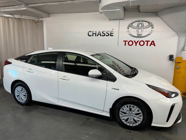 2019 Toyota Prius in Cars & Trucks in City of Montréal