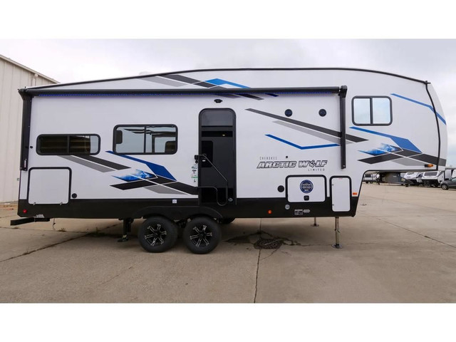 2024 Arctic Wolf 23MLE Paiement a partir de 137$/sem in Travel Trailers & Campers in Val-d'Or - Image 2