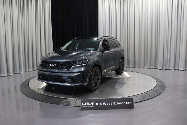 2023 Kia Sorento 2.5T SX w/Black Leather in Cars & Trucks in Edmonton - Image 3