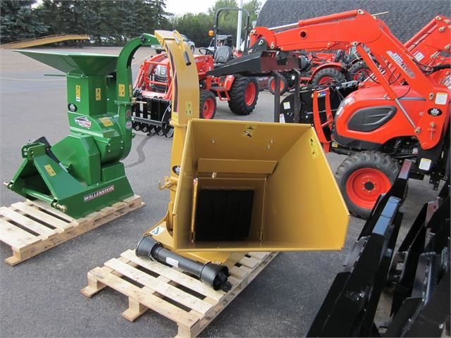 NEW Wallenstein BX36S and BX52S Wood Chipper in Farming Equipment in Strathcona County - Image 4