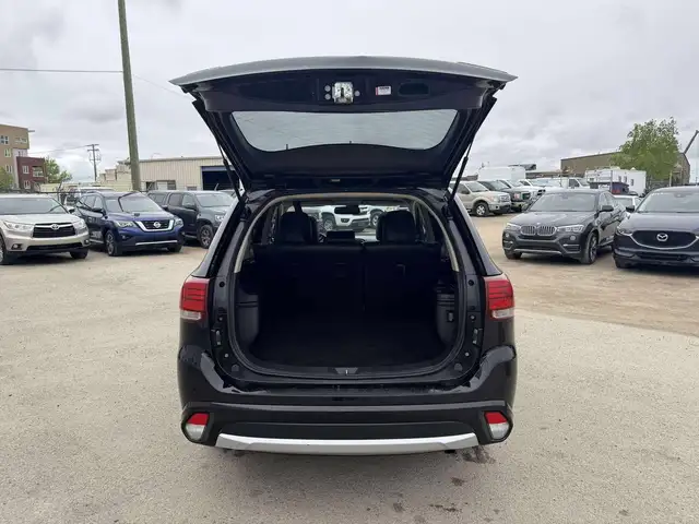 2018 Mitsubishi Outlander PHEV SEL62935647112963124