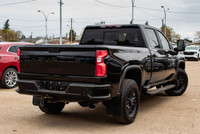 // ACCIDENT FREE!! // // SINGLE OWNER! // // EXCELLENT CONDITION! // 2022 Chevrolet Silverado 3500 S... (image 4)