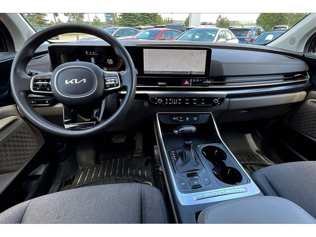 2025 Kia Carnival LX in Cars & Trucks in Barrie - Image 4