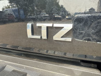 1LZ w/ 5.3L V8 *Premium Leather Heated and Ventilated Seats *Power Sliding Sunroof *Heated Steering... (image 6)
