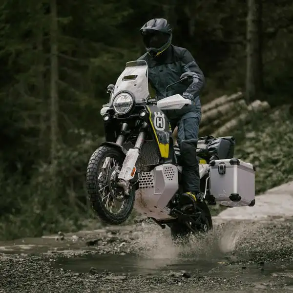 2025 Husqvarna Norden 901 Expedition in Sport Touring in Ottawa - Image 10