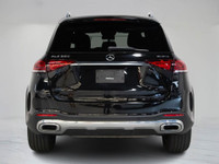 This 2022 Mercedes-Benz GLE 350 blends performance and elegance with the AMG Package, 20 alloy wheel... (image 6)