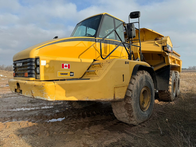 2006 Cat 740 6 Wheel Drive Articulating Rock Truck  in Heavy Equipment in Sudbury