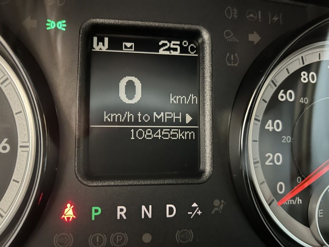 2017 Ram 1500 ST CREW 4X4 Auto AC in Cars & Trucks in Gatineau - Image 2