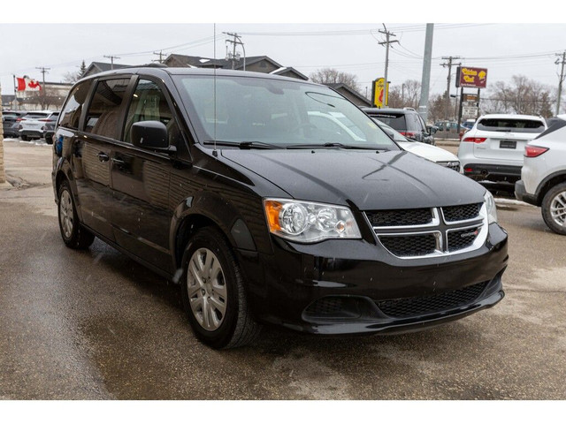 2020 Dodge Grand Caravan SXT | BACK UP CAMERA | STOW N GO | CLEA in Cars & Trucks in Winnipeg - Image 2