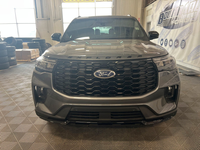 2025 Ford Explorer ST-LINE | PREMIUM PKG | STREET PACK | PANO RO in Cars & Trucks in Lloydminster - Image 4