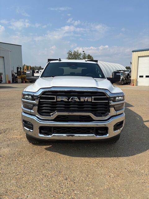 2025 Ram 3500HD Big Horn 4x4 Milron Slide-In Body in Heavy Trucks in St. Albert - Image 4