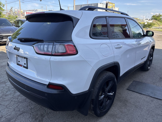 2023 Jeep Cherokee ALTITUDE | 4WD | 2.4L | FUEL EFFICIENT | LEAT in Cars & Trucks in Calgary - Image 4