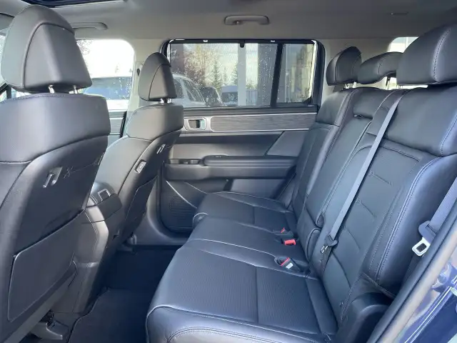 2025 Hyundai Santa Fe Luxury AWD, Sunroof, Leather, Remote Start dans Autos et camions dans Calgary - Image 32