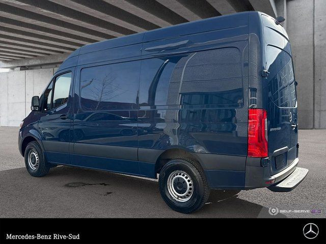2019 Mercedes-Benz Sprinter Cargo Van 2500 144 | Toit Surélevé in Cars & Trucks in Longueuil / South Shore - Image 3