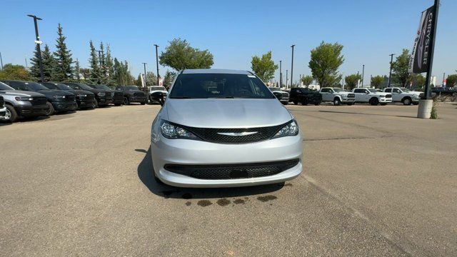 2026 Chrysler Grand Caravan SXT | Remote Start | 10 Inch in Cars & Trucks in Edmonton - Image 4