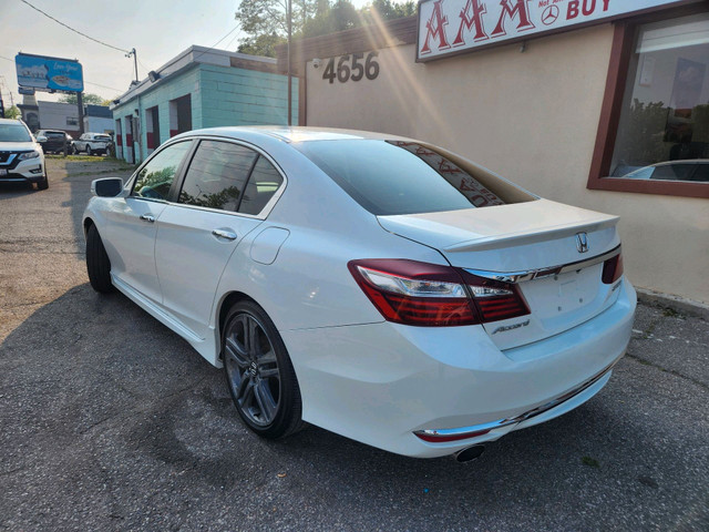 2017 Honda Accord 4dr I4 CVT Sport No Accidents Sunroof HTD Seat in Cars & Trucks in City of Toronto - Image 2