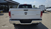 Looking for a rugged yet refined pickup that's ready to tackle any adventure? Feast your eyes on thi... (image 4)