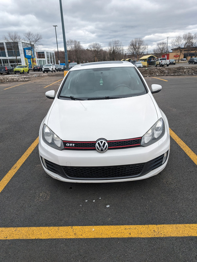 2013 Volkswagen GTI Bluetooth Cuir Toit Ouvrant in Cars & Trucks in Québec City