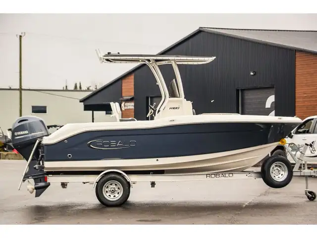 2024 Robalo R180 in Powerboats & Motorboats in Québec City - Image 8