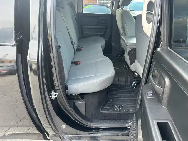 2018 RAM 1500 TRADESMAN in Cars & Trucks in Oakville / Halton Region - Image 12