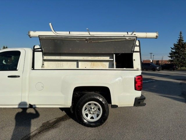 2018 Chevrolet Silverado 1500 V6 REGULAR CAB LONG BOX-CAP-LADDER in Cars & Trucks in City of Toronto - Image 3