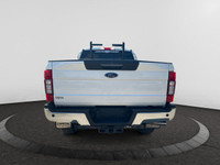 Looking for towing power and a truck that packs a punch? This WHITE Ford Super Duty pickups offer a... (image 3)
