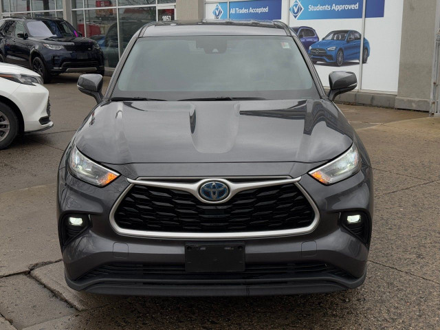 2020 Toyota Highlander in Cars & Trucks in Mississauga / Peel Region - Image 2