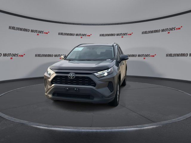 2022 Toyota RAV4 XLE in Cars & Trucks in Hamilton - Image 3