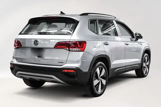 2023 Volkswagen Taos Trendline 1.5T 7sp at DSG w/ Tip 4M 4 Motio in Cars & Trucks in City of Montréal - Image 5